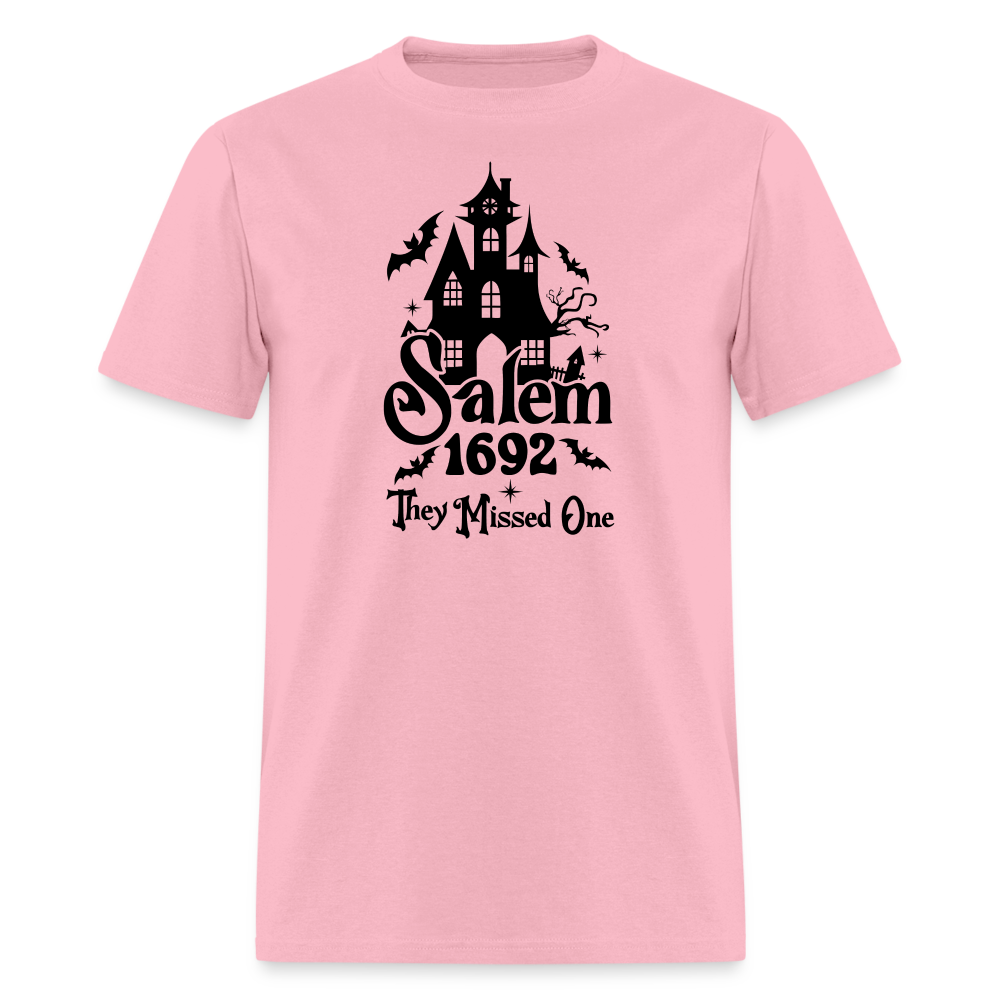 Salem !692 - They Missed One T-Shirt (Halloween Witch) - pink