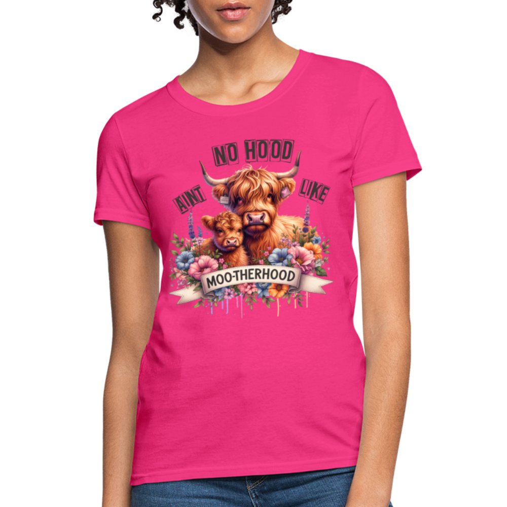 Aint No Hood Like Moo - Therhood Women's T-Shirt (Highland Cow) - fuchsia