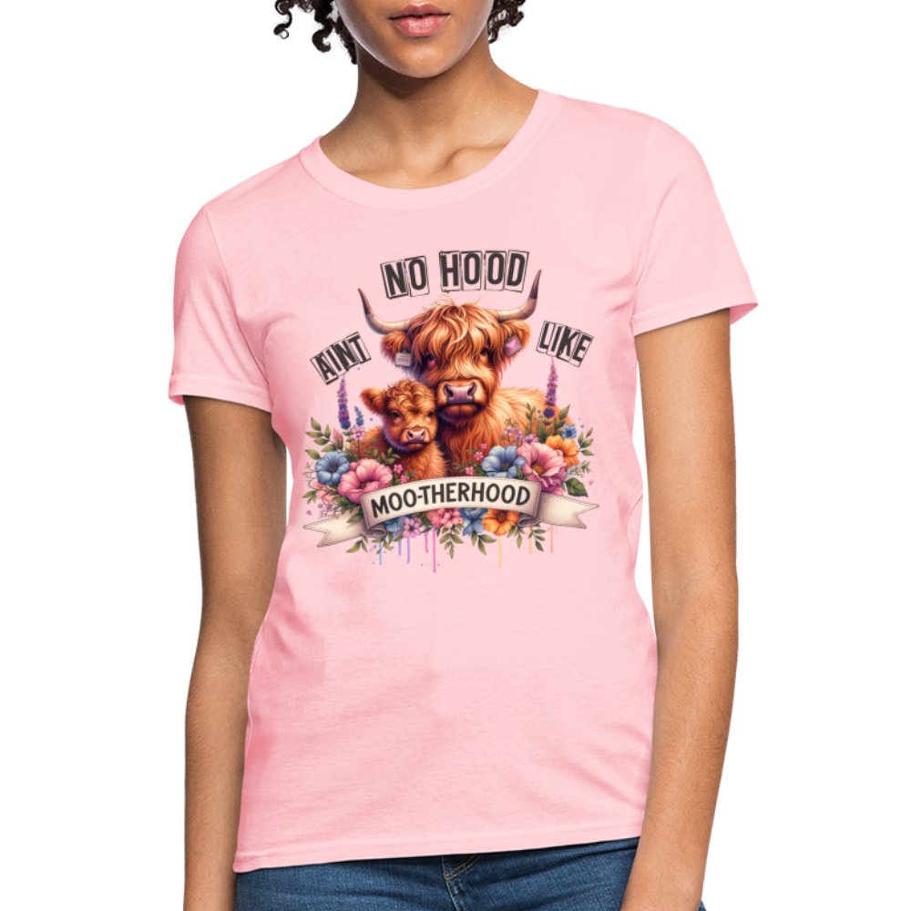 Aint No Hood Like Moo - Therhood Women's T-Shirt (Highland Cow) - pink